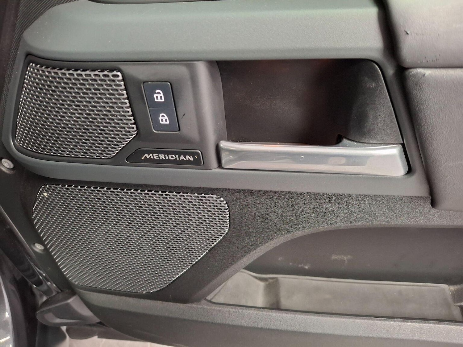 Used Land Rover Defender 2023 for sale - 77781813: Photo 57