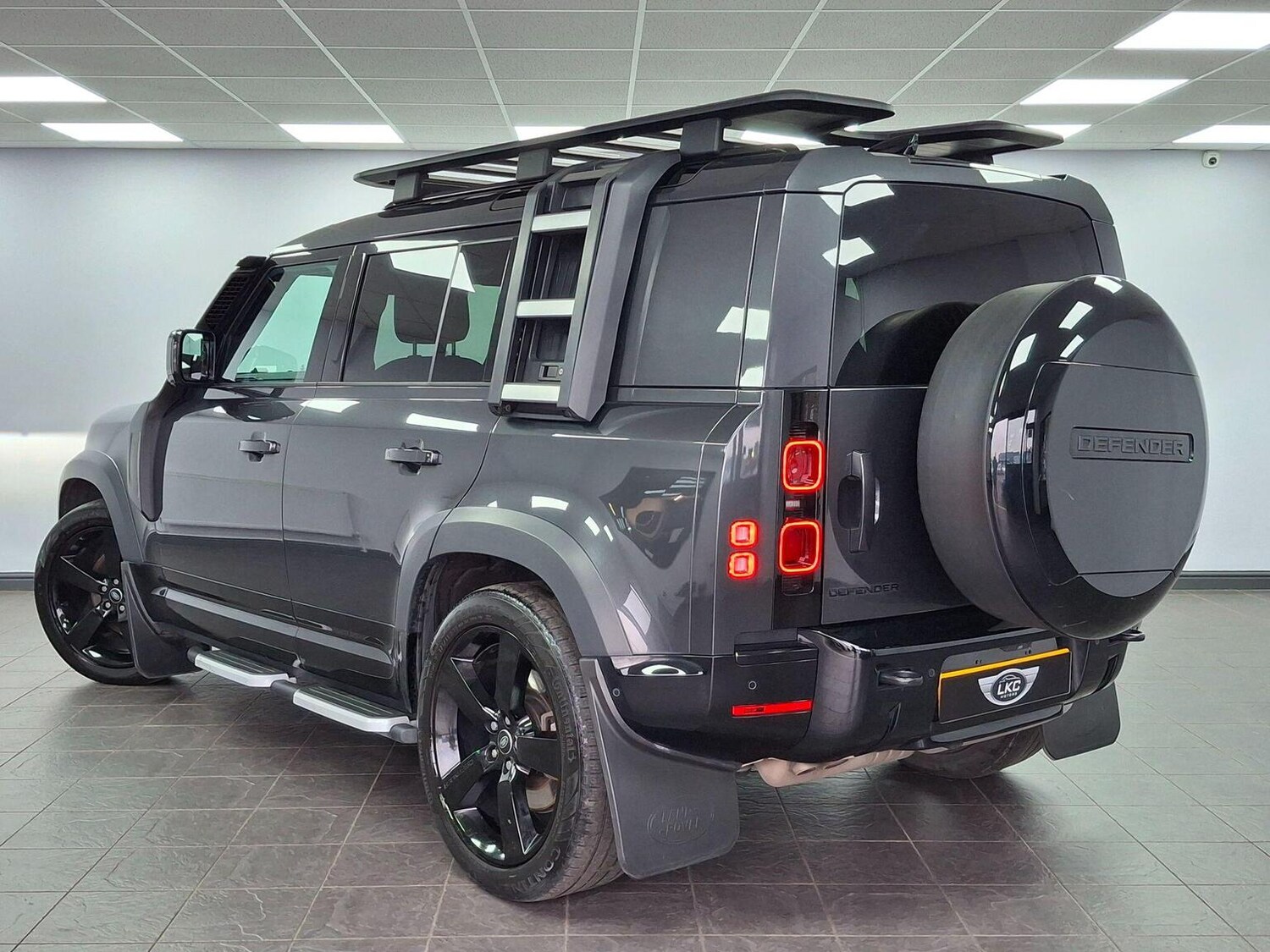 Used Land Rover Defender 2023 for sale - 77781813: Photo 62