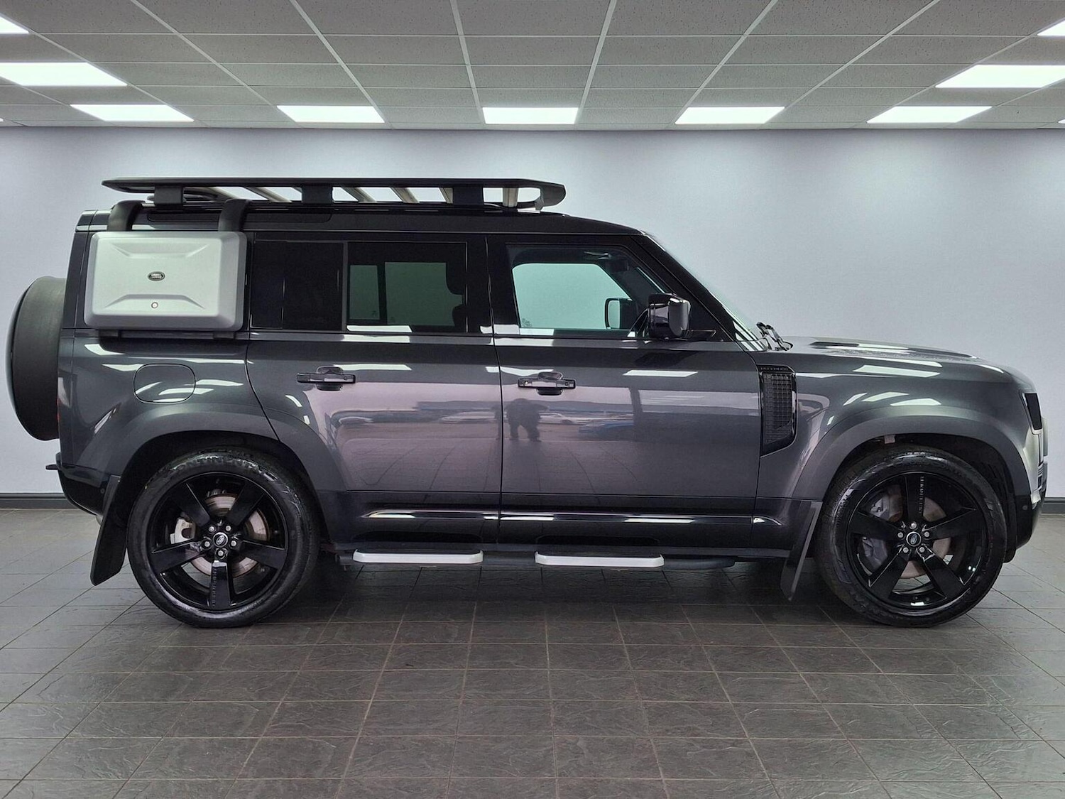 Used Land Rover Defender 2023 for sale - 77781813: Photo 65