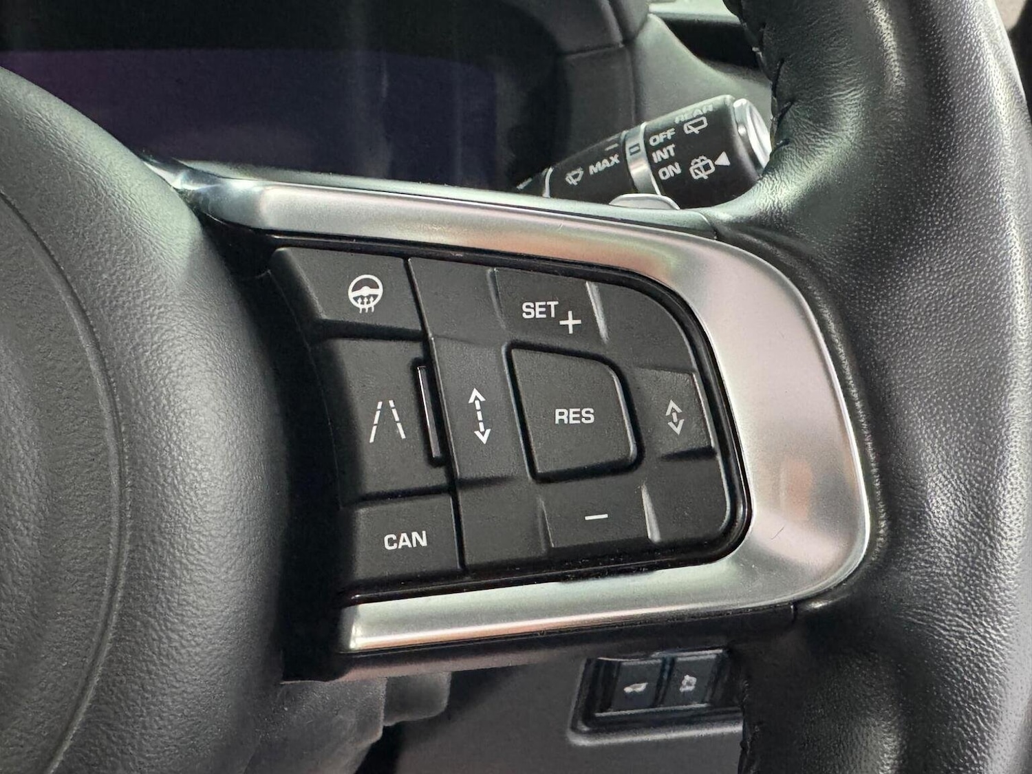 Used Jaguar F-Pace 2018 for sale - 76313891: Photo 31