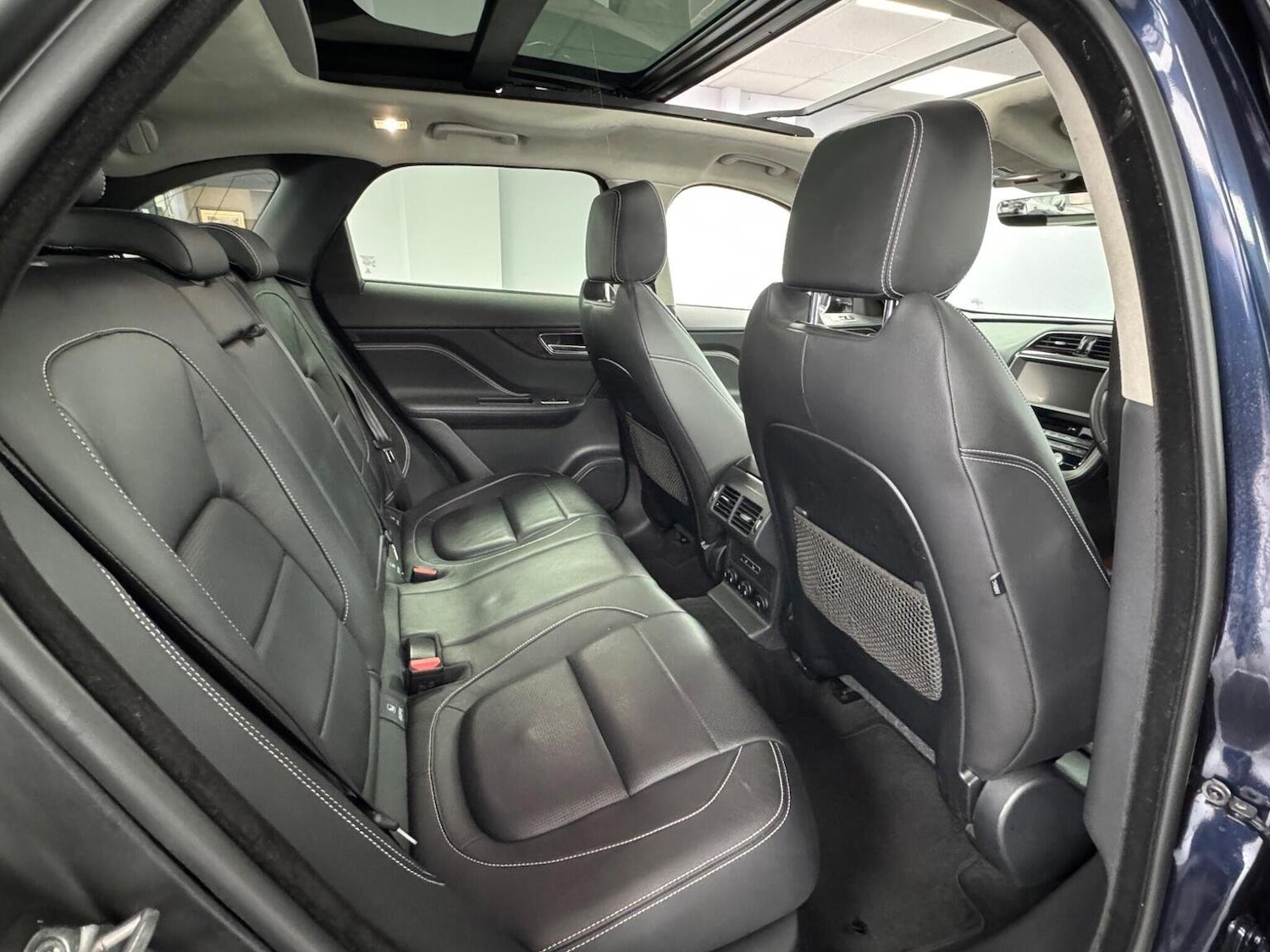Used Jaguar F-Pace 2018 for sale - 76313891: Photo 44