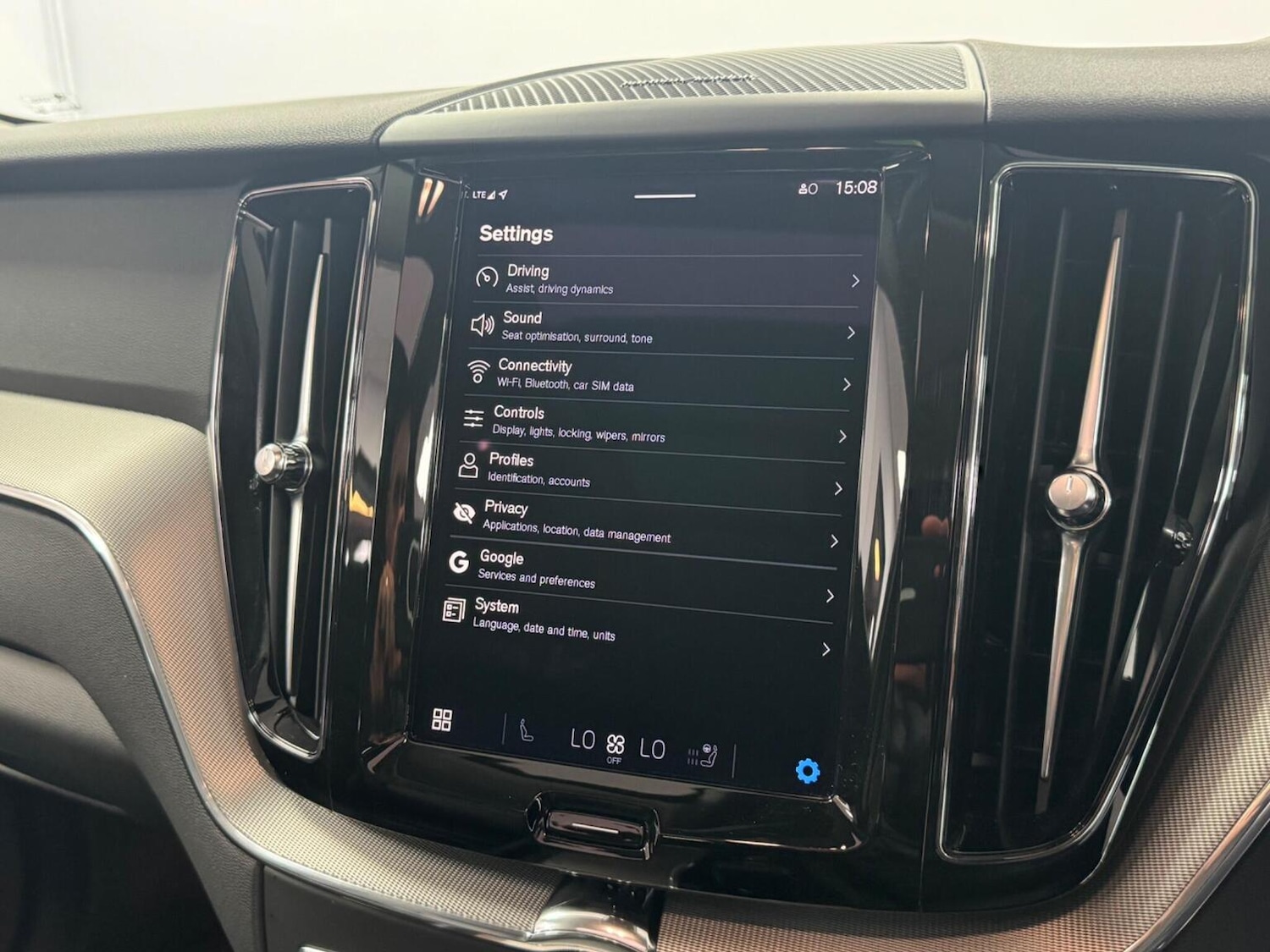 Used Volvo XC60 2024 for sale - 76430986: Photo 32