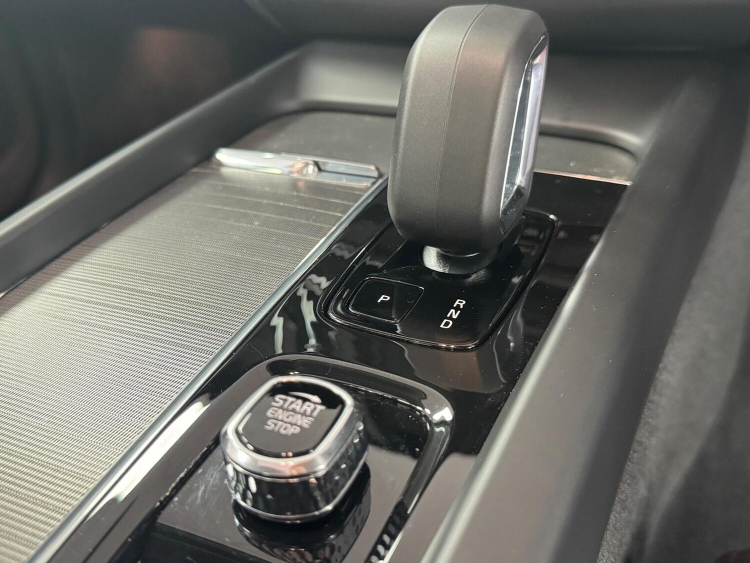 Used Volvo XC60 2024 for sale - 76430986: Photo 33