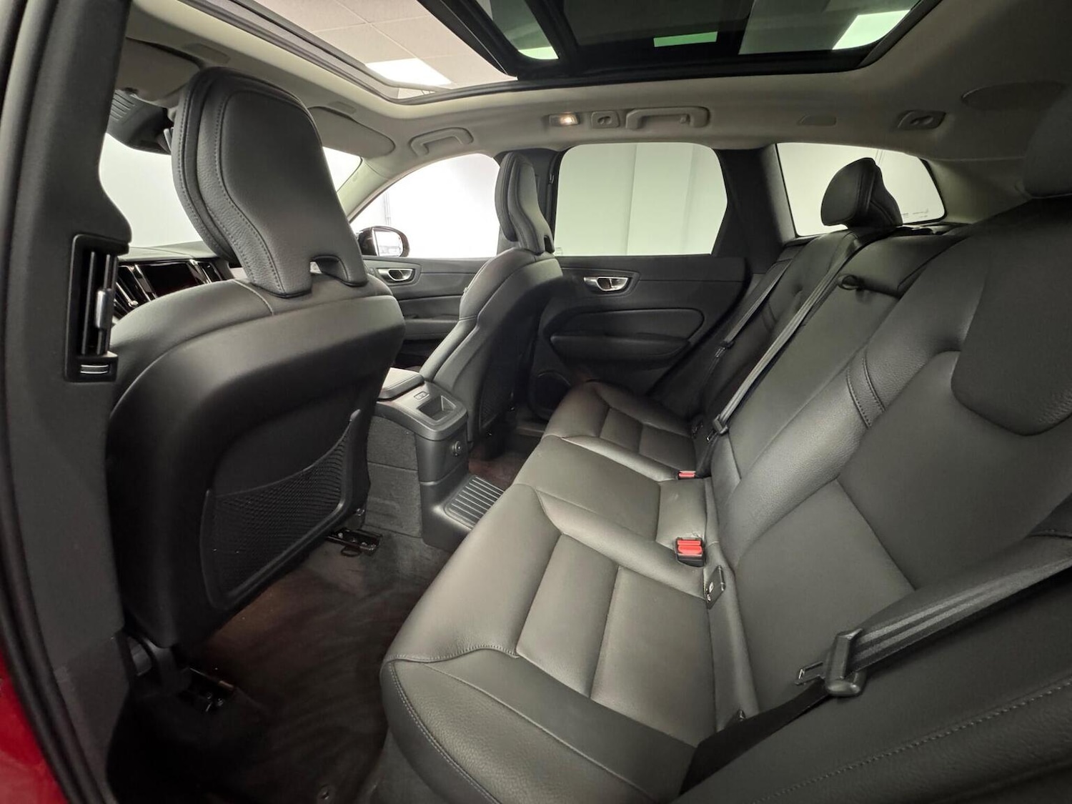 Used Volvo XC60 2024 for sale - 76430986: Photo 42