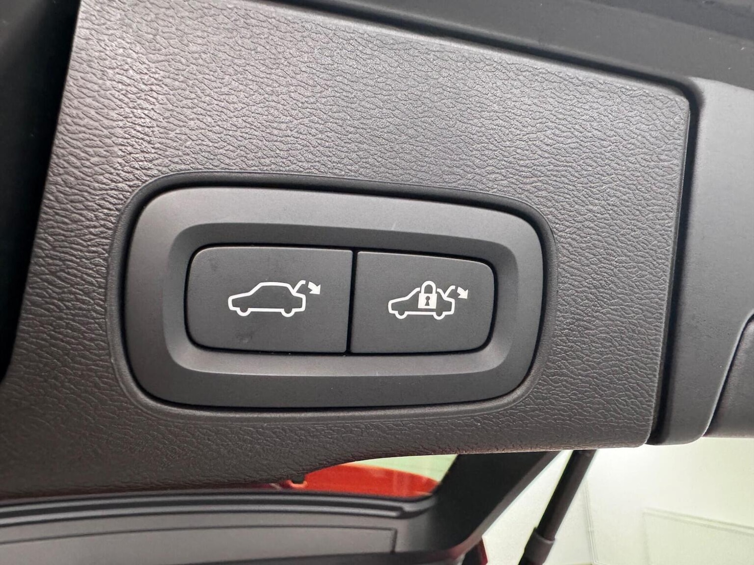 Used Volvo XC60 2024 for sale - 76430986: Photo 50