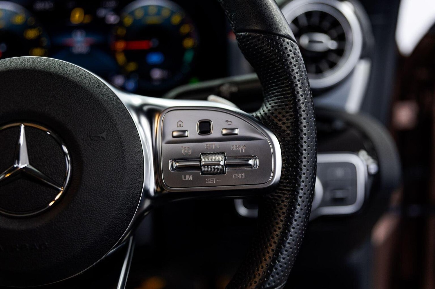 Used Mercedes-Benz CLA 2022 for sale - 75962770: Photo 39