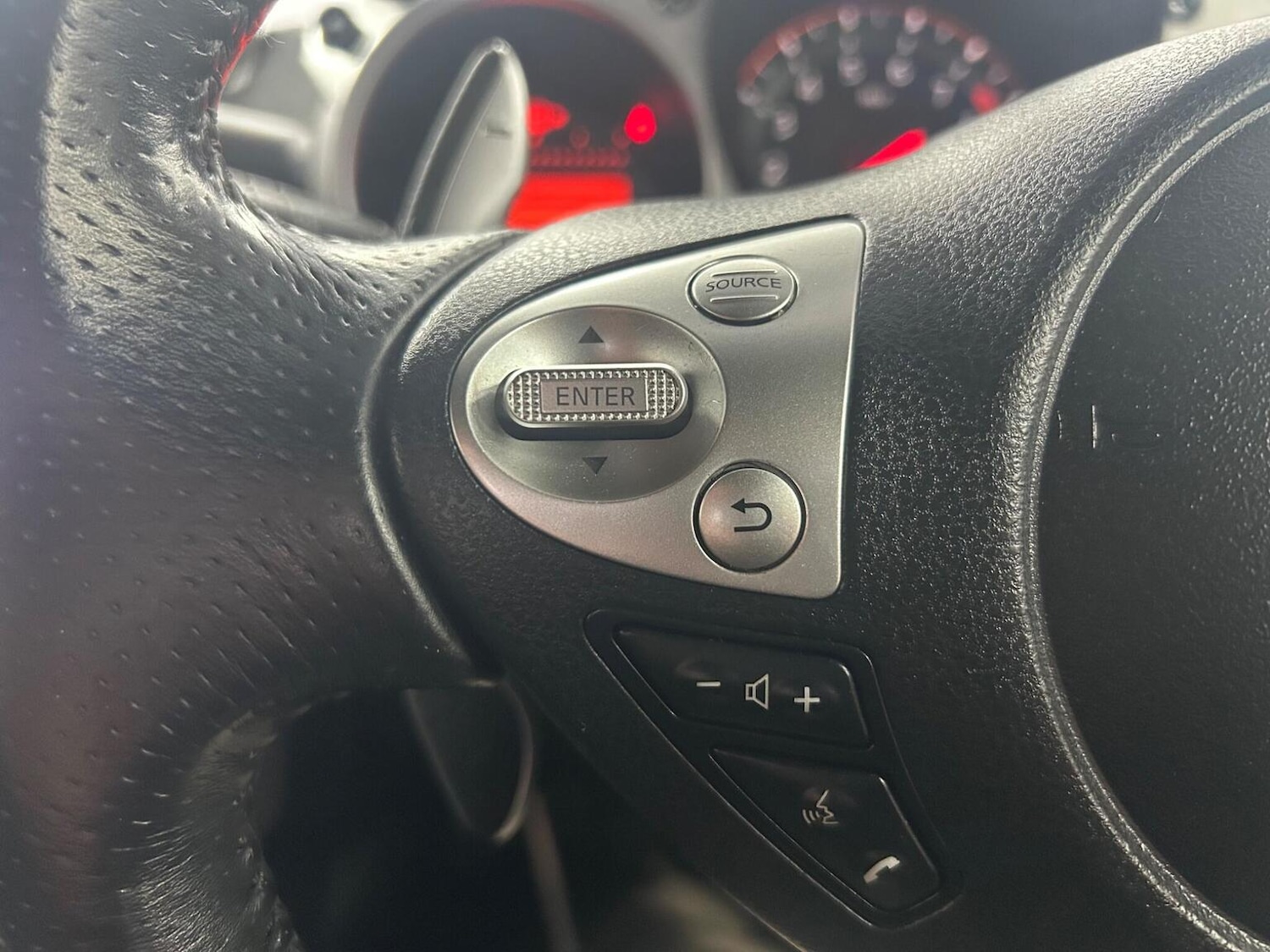 Used Nissan 370 Z 2020 for sale - 76897004: Photo 15