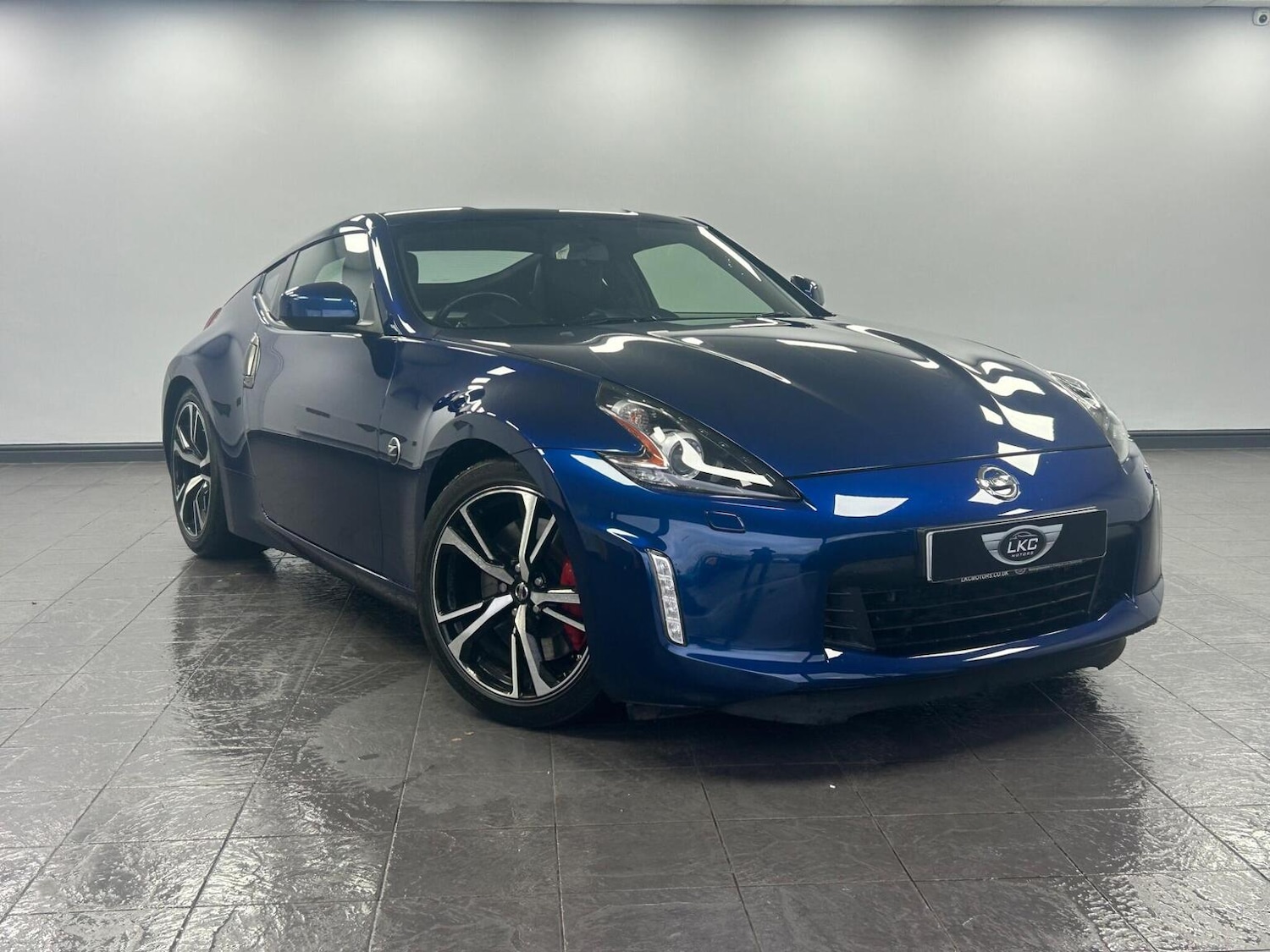 Used Nissan 370 Z 2020 for sale - 76897004: Photo 2