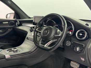 Used Mercedes-Benz GLC 2019 for sale - 75301573: Photo