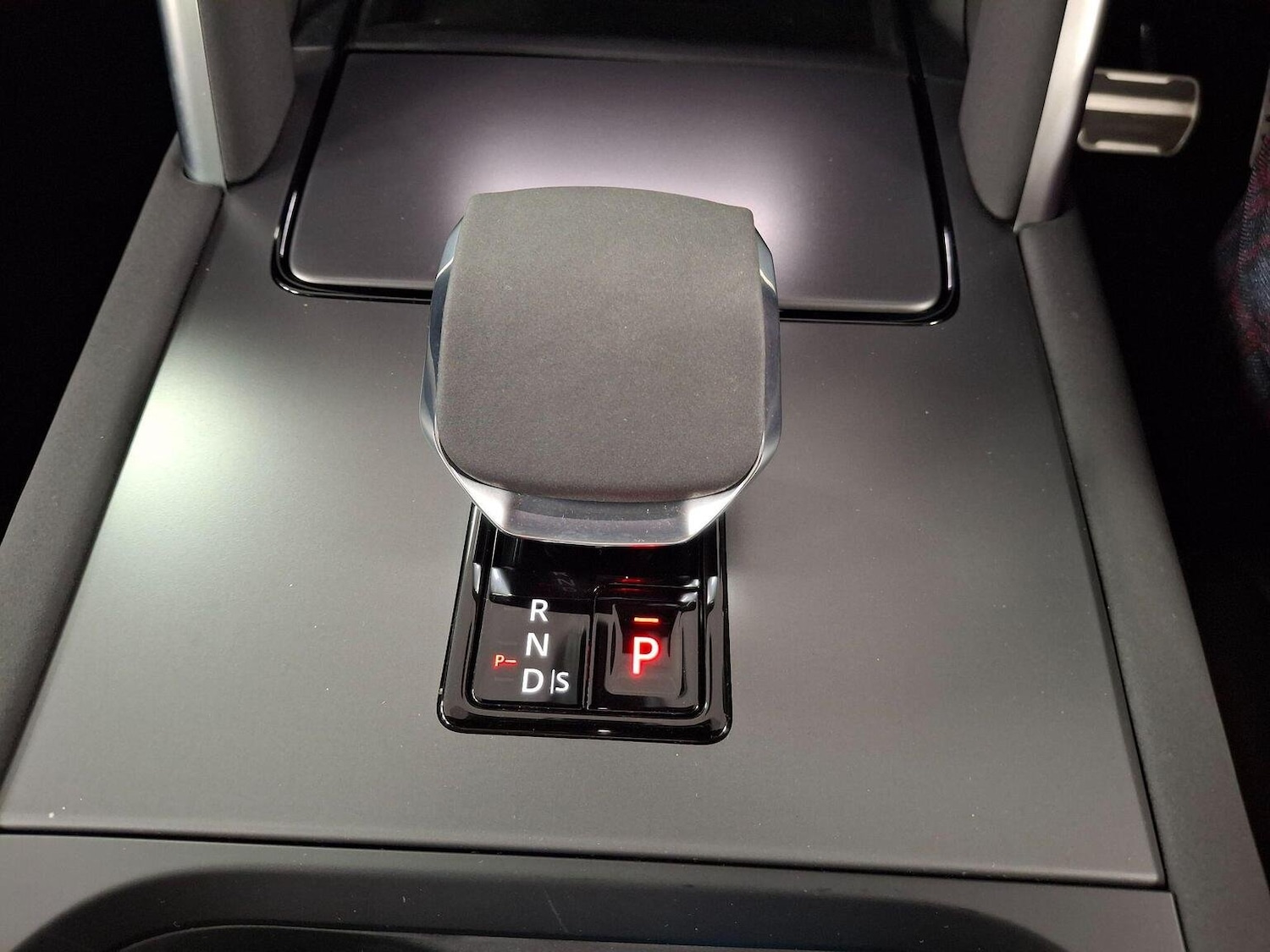 Used Land Rover Discovery Sport 2023 for sale - 76313923: Photo 10