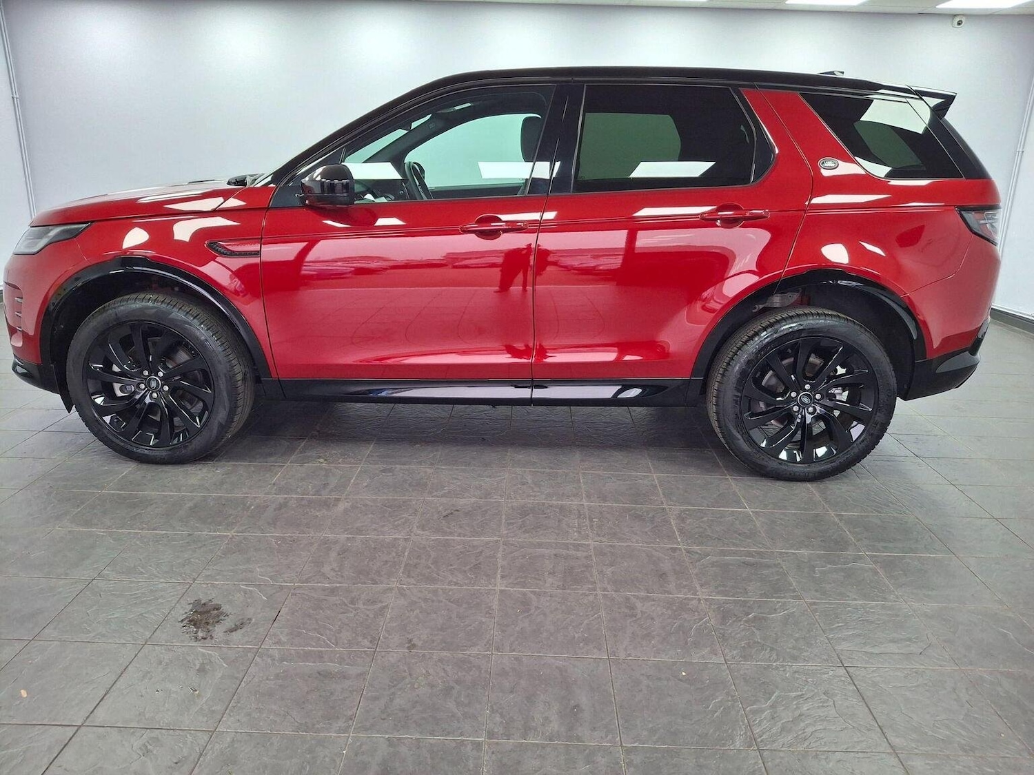 Used Land Rover Discovery Sport 2023 for sale - 76313923: Photo 15