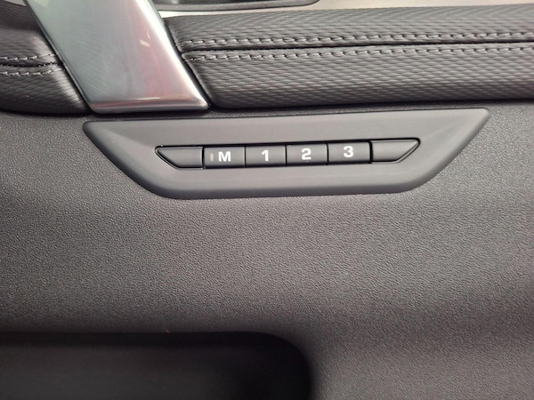 Used Land Rover Discovery Sport 2023 for sale - 76313923: Photo 30
