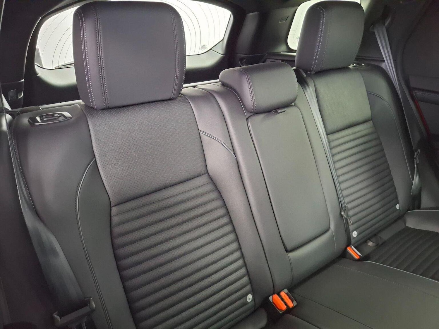 Used Land Rover Discovery Sport 2023 for sale - 76313923: Photo 6