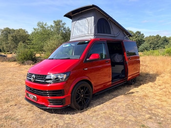 Used Volkswagen Transporter 2018 for sale - 79266895: Photo