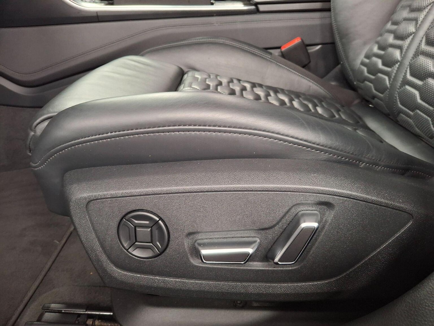 Used Audi RS6 Avant 2021 for sale - 76618622: Photo 20