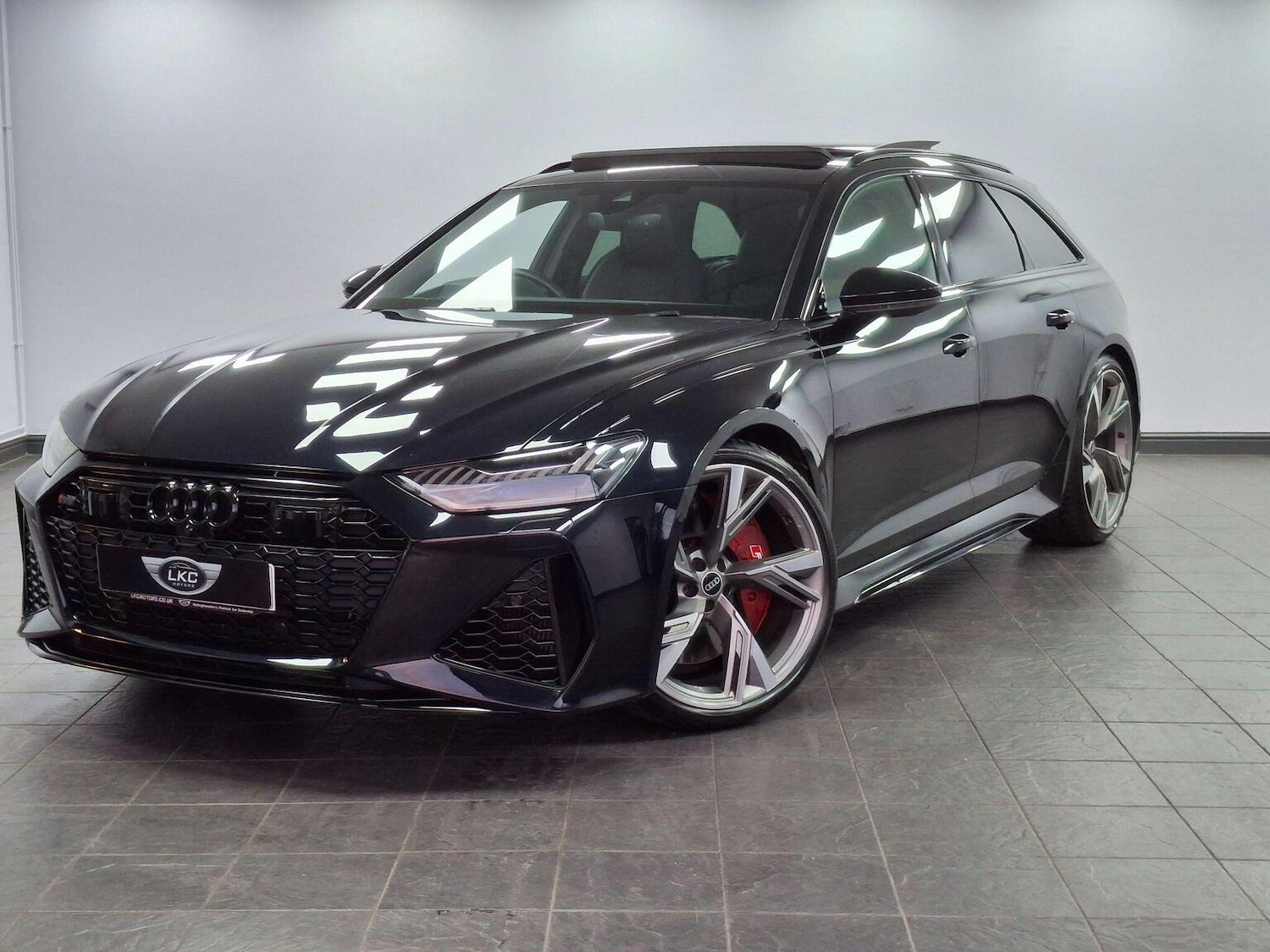 Used Audi RS6 Avant 2021 for sale - 76618622: Photo 24