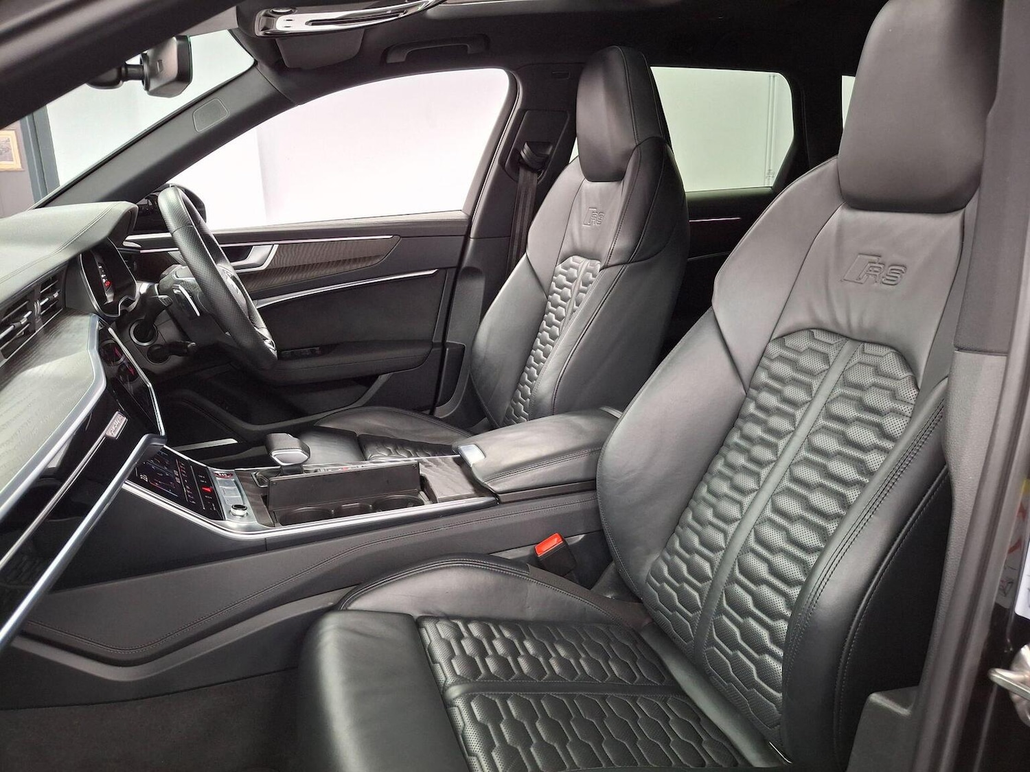 Used Audi RS6 Avant 2021 for sale - 76618622: Photo 5