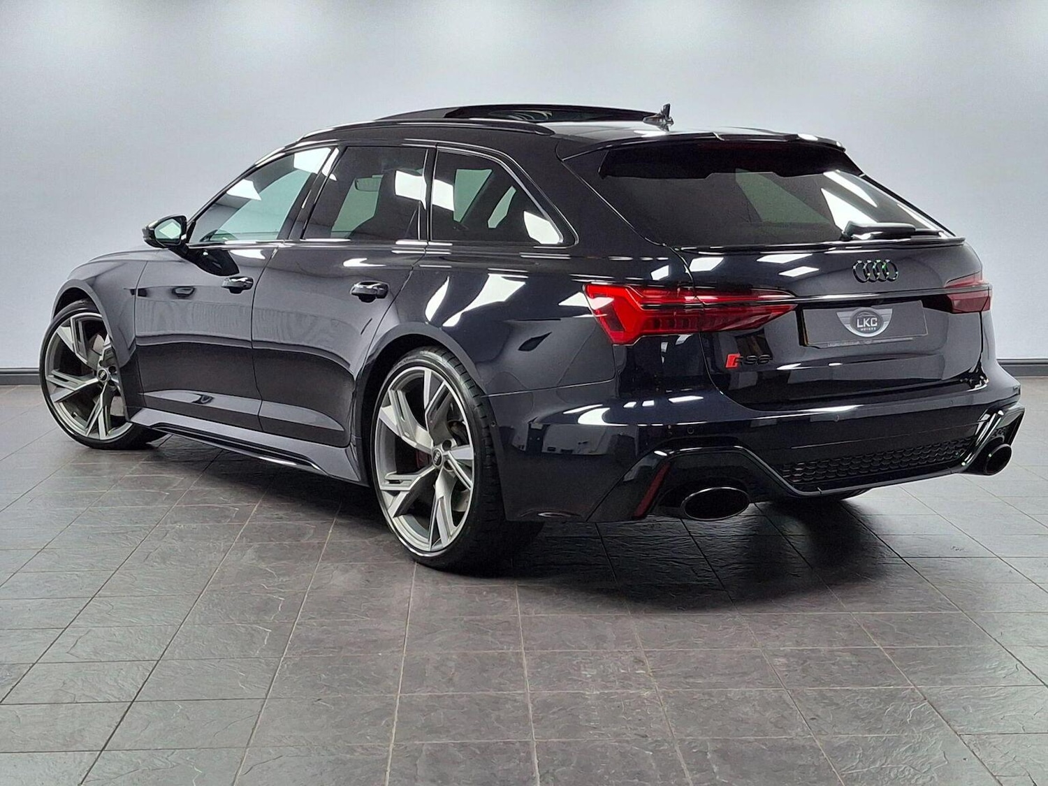 Used Audi RS6 Avant 2021 for sale - 76618622: Photo 86
