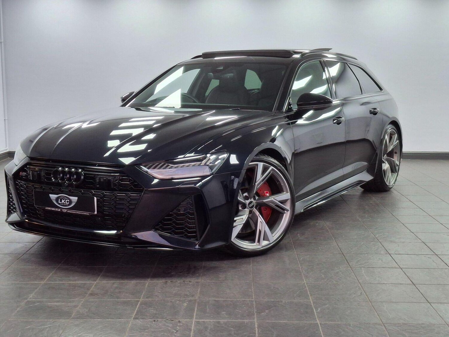 Used Audi RS6 Avant 2021 for sale - 76618622: Photo 87