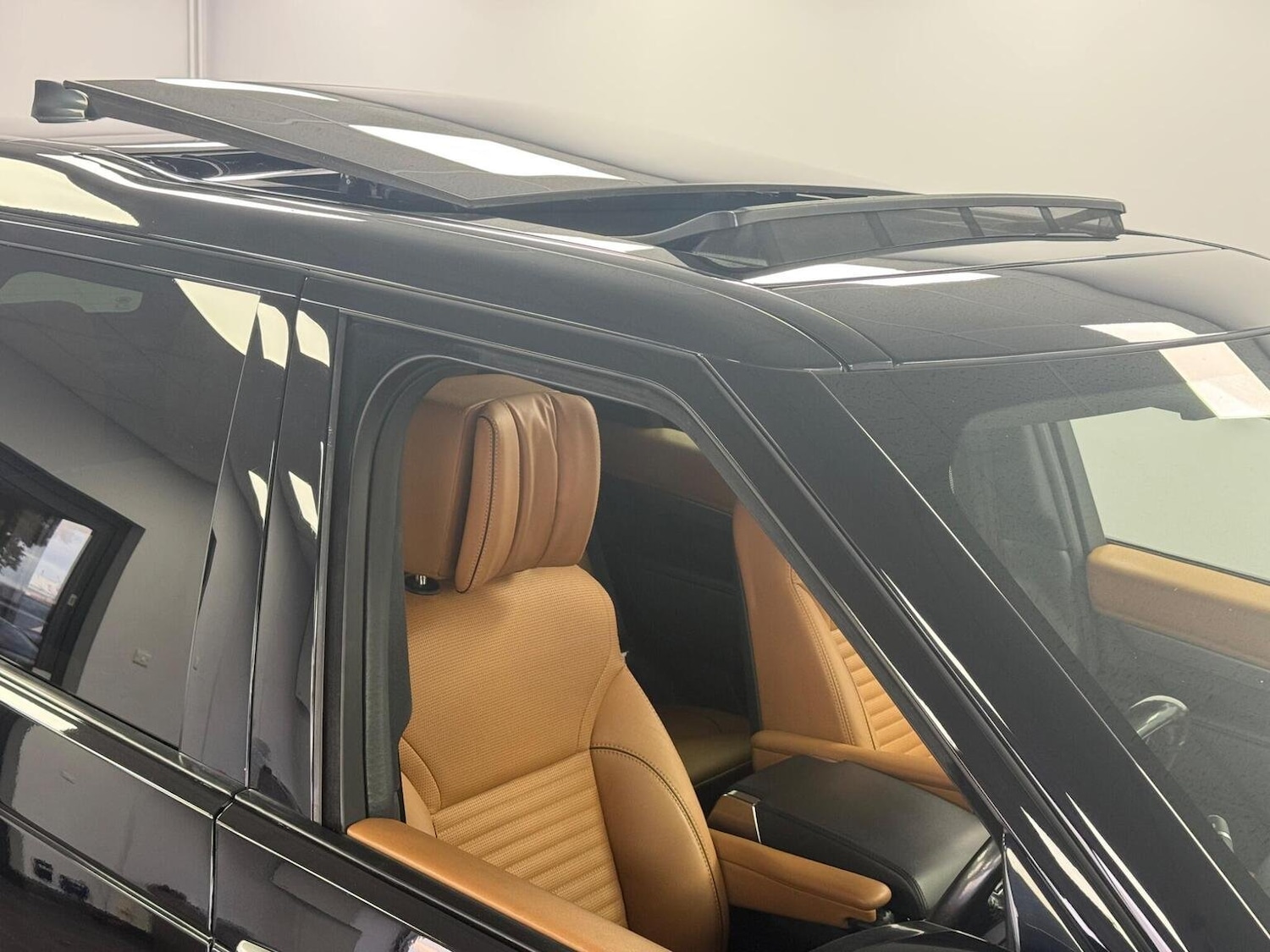 Used Land Rover Discovery 2020 for sale - 76369242: Photo 10