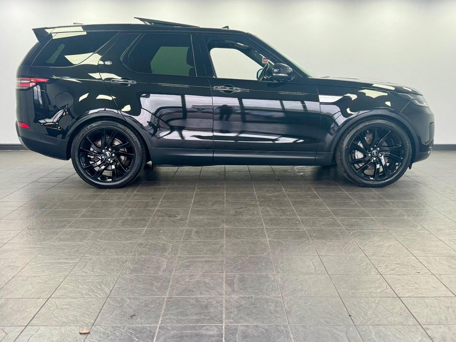 Used Land Rover Discovery 2020 for sale - 76369242: Photo 12