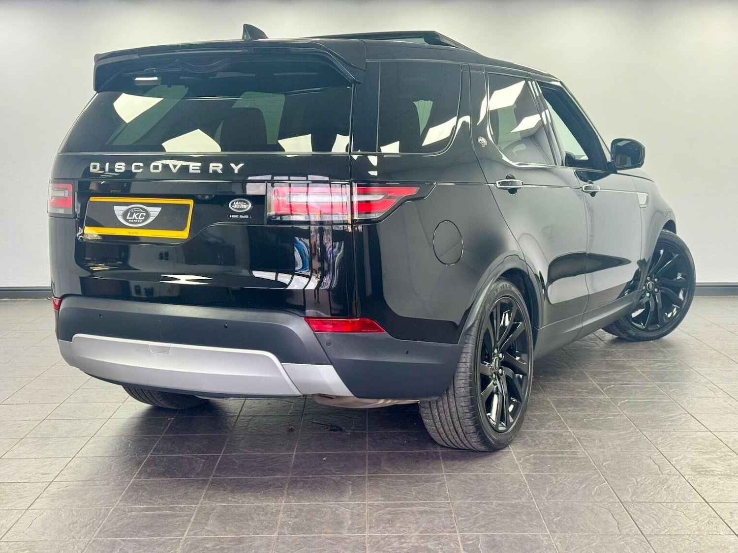 Used Land Rover Discovery 2020 for sale - 76369242: Photo 14