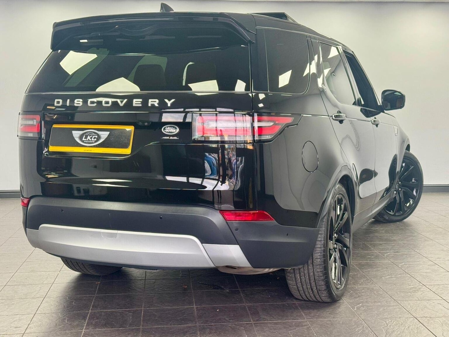 Used Land Rover Discovery 2020 for sale - 76369242: Photo 35