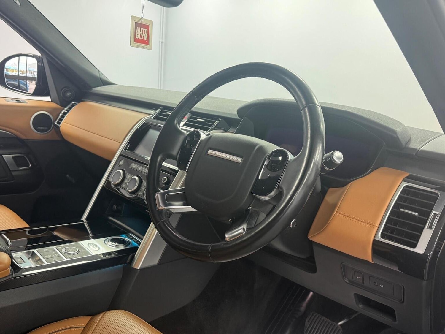 Used Land Rover Discovery 2020 for sale - 76369242: Photo 5