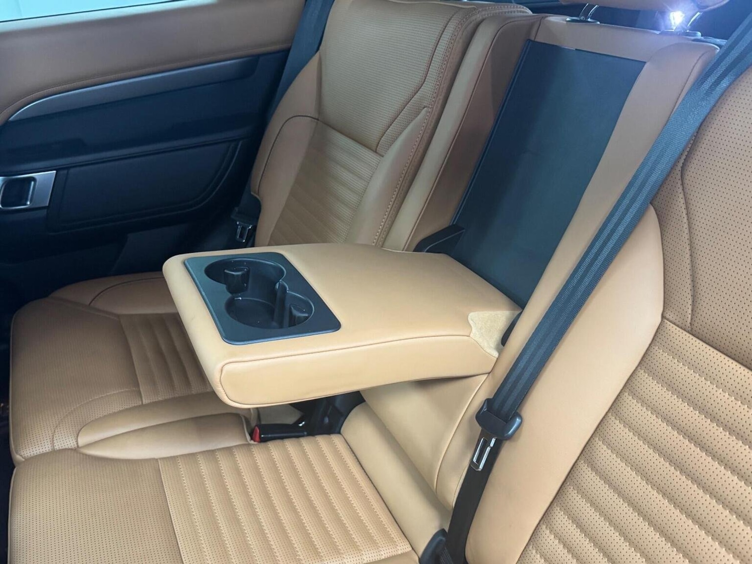 Used Land Rover Discovery 2020 for sale - 76369242: Photo 55