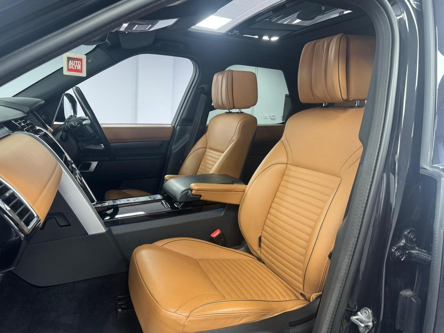 Used Land Rover Discovery 2020 for sale - 76369242: Photo 8