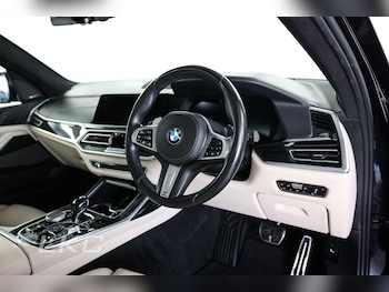 Used BMW X7 2020 for sale - 75667797: Photo