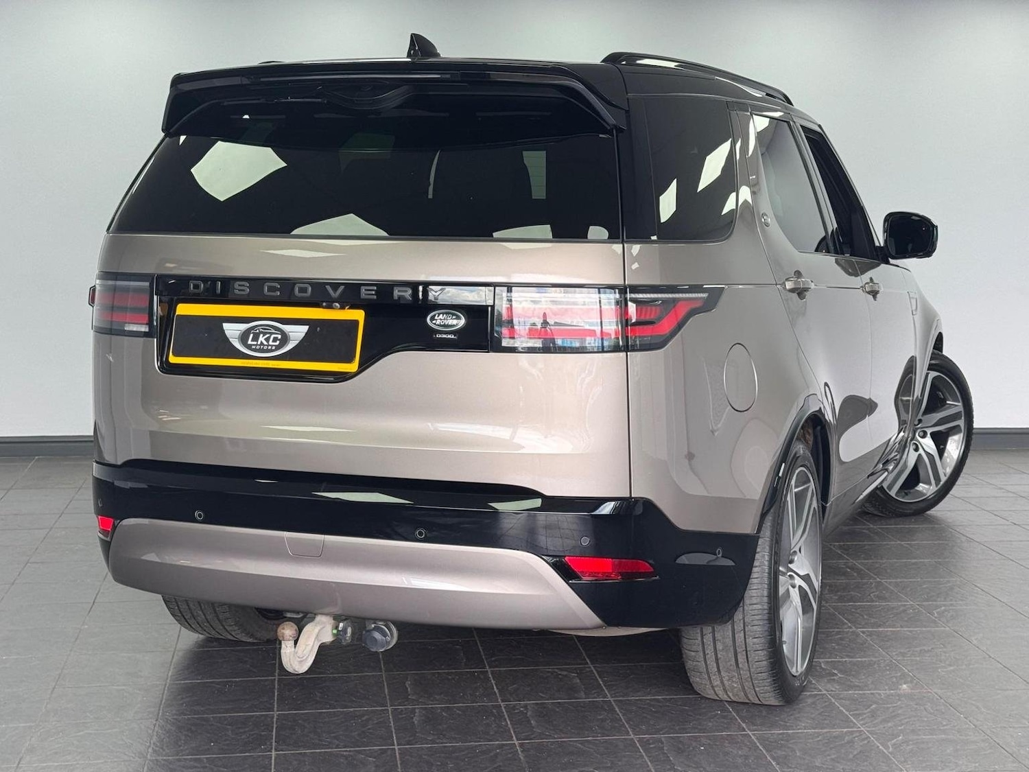 Used Land Rover Discovery 2022 for sale - 76794575: Photo 29