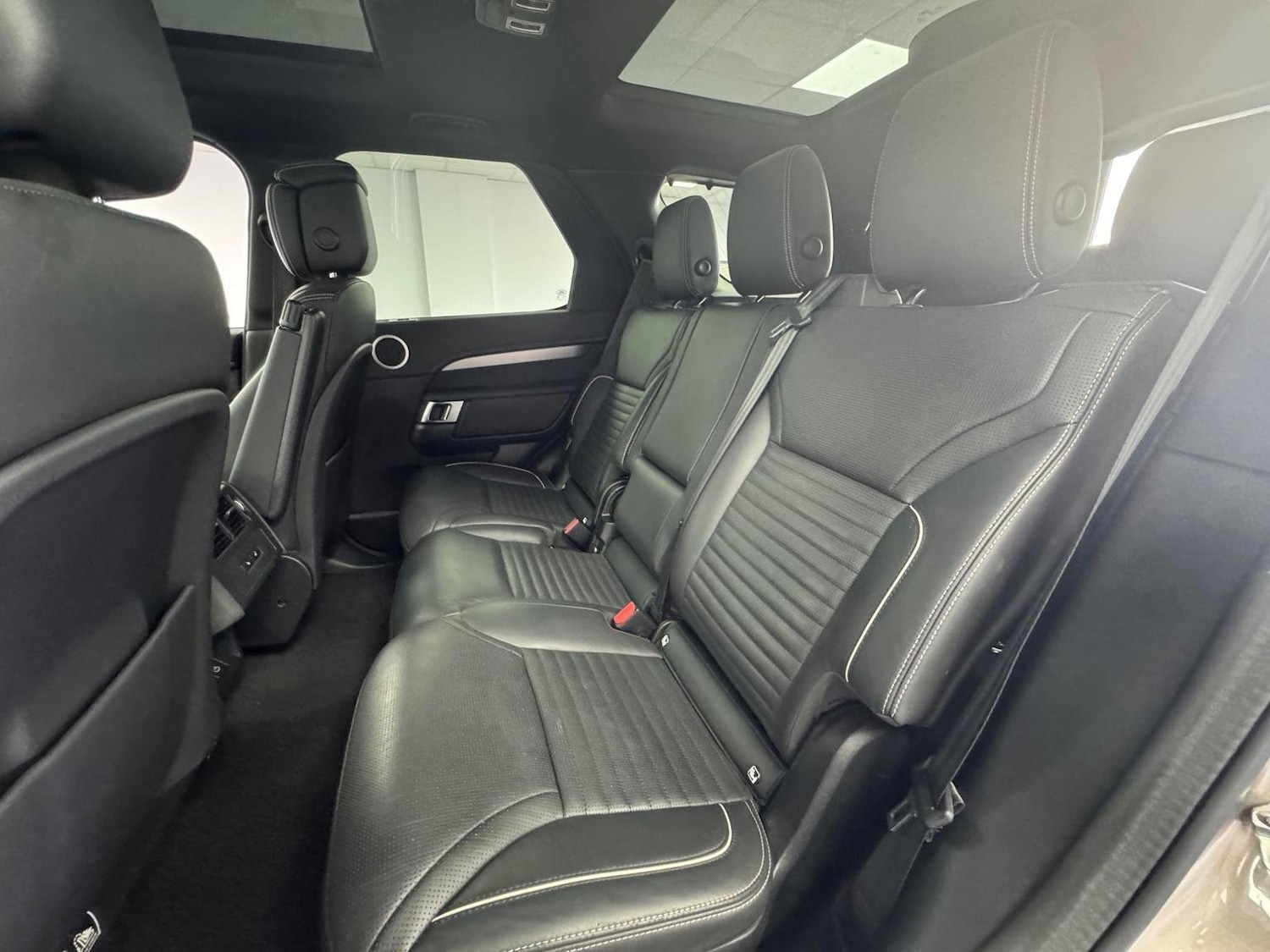 Used Land Rover Discovery 2022 for sale - 76794575: Photo 46