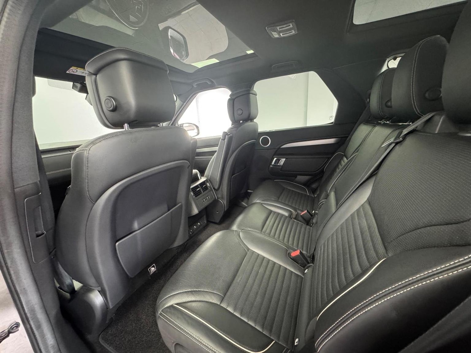 Used Land Rover Discovery 2022 for sale - 76794575: Photo 47