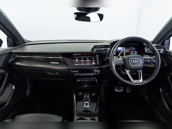Used Audi RS3 2024 for sale - 75881622: Photo