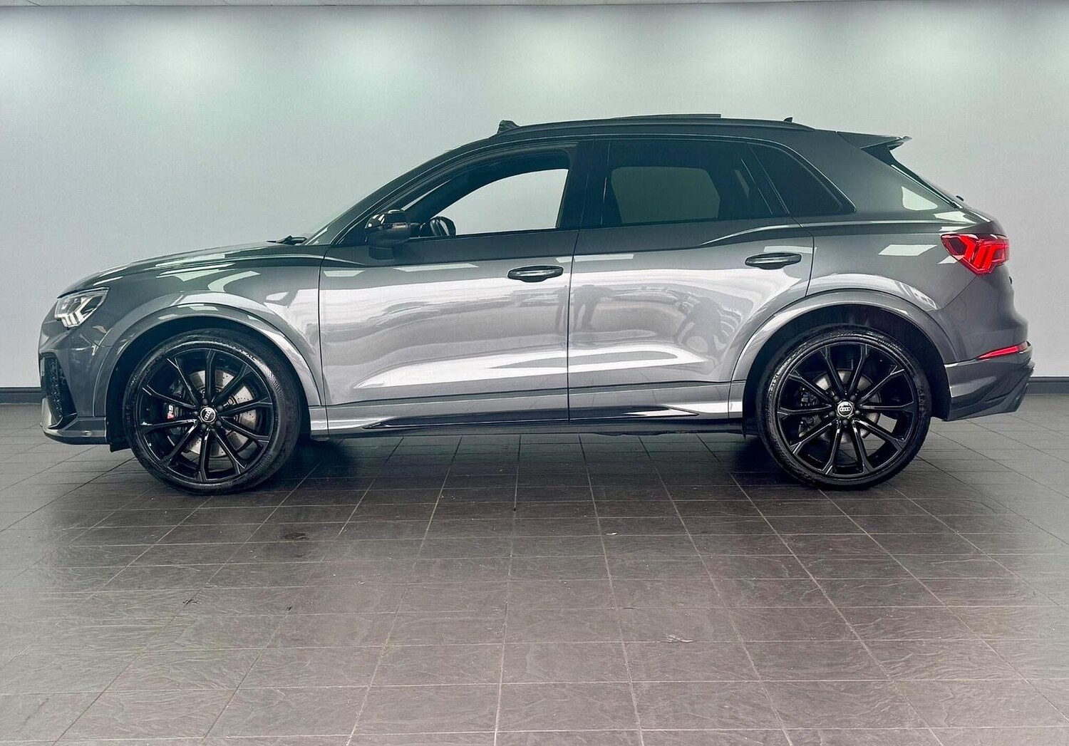 Used Audi RS Q3 2022 for sale - 77464684: Photo 16