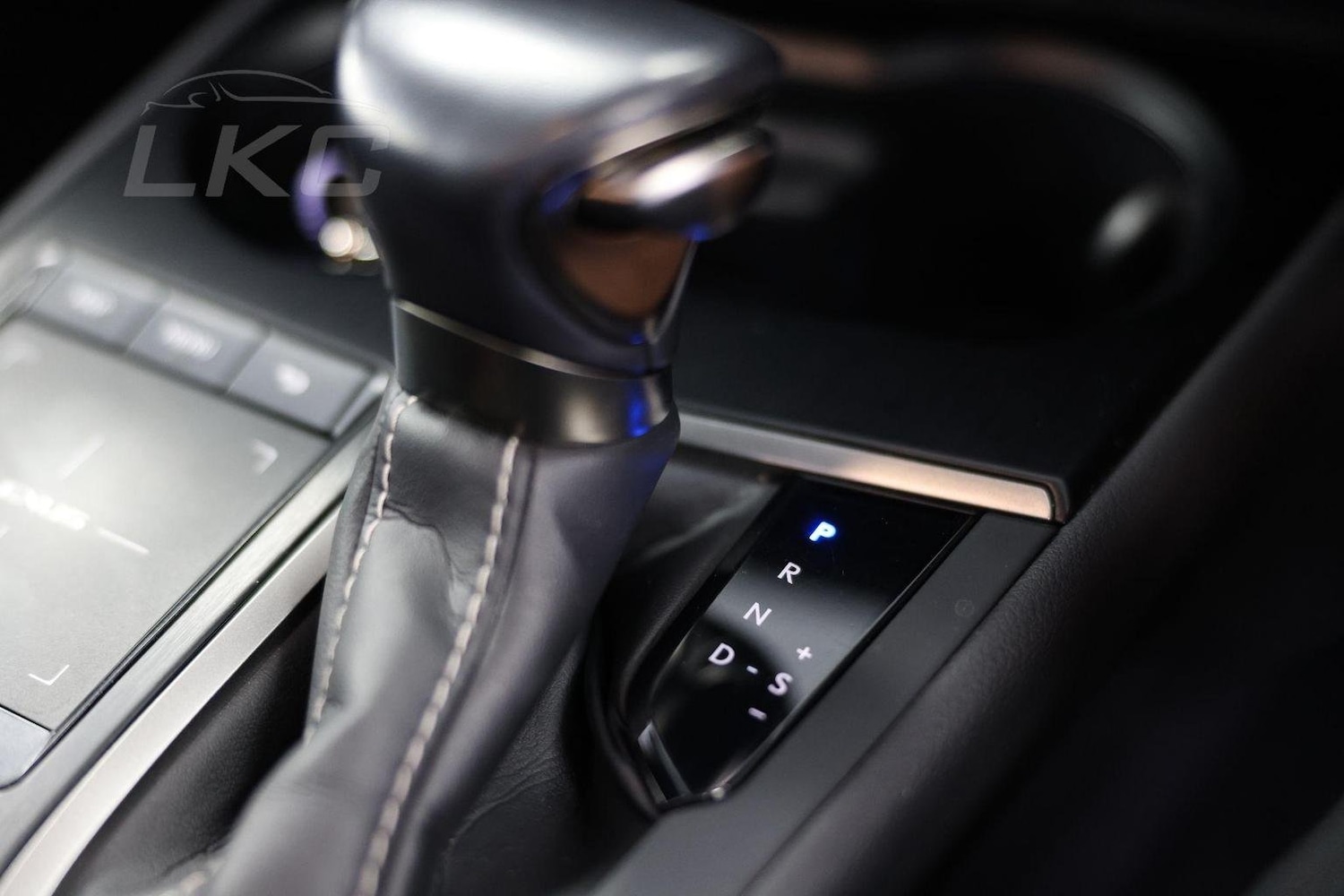 Used Lexus UX 2021 for sale - 76794594: Photo 26