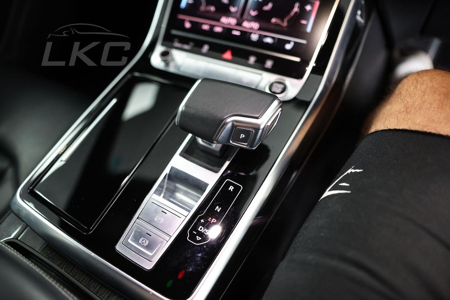 Used Audi Q8 2021 for sale - 76794587: Photo 30