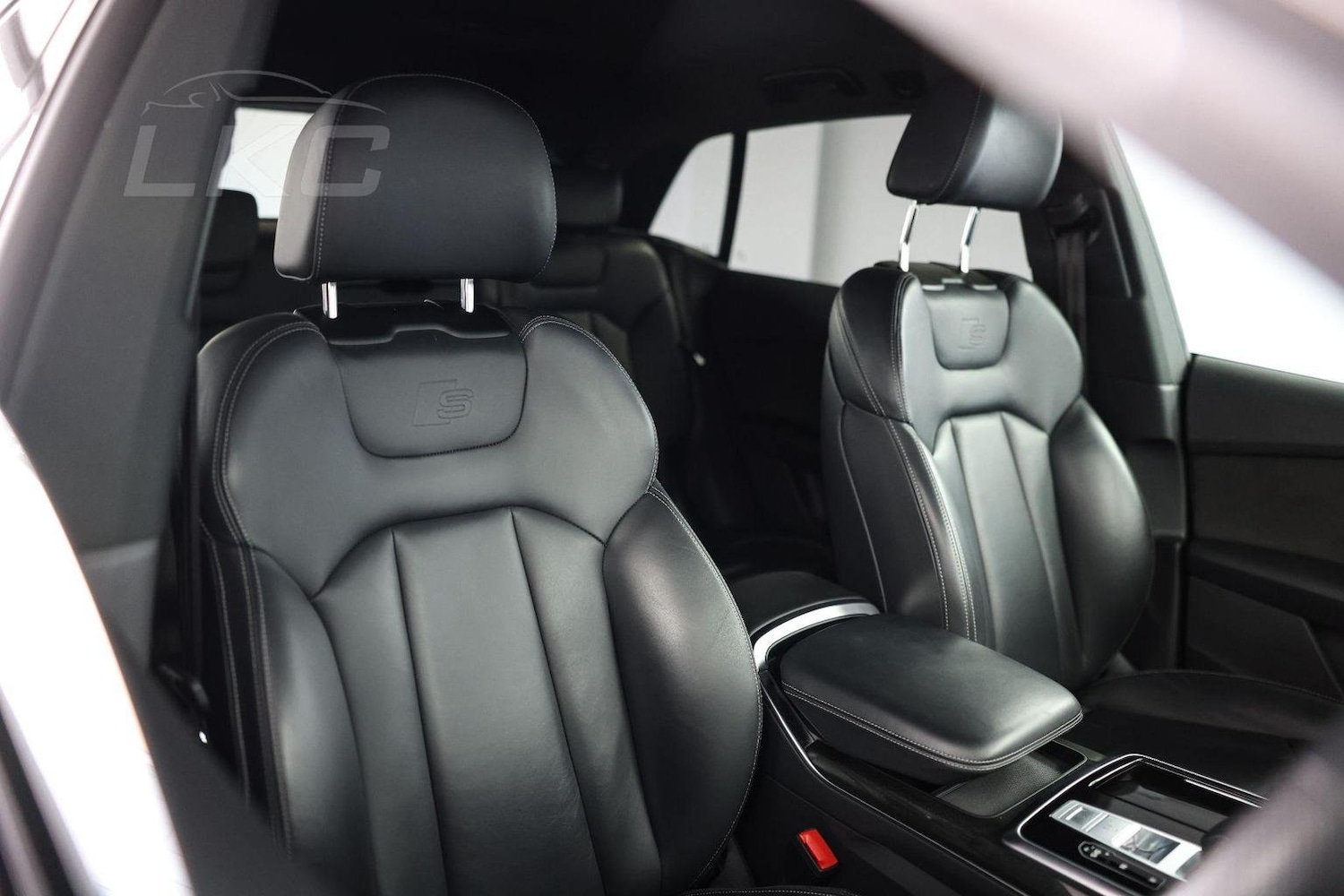 Used Audi Q8 2021 for sale - 76794587: Photo 4