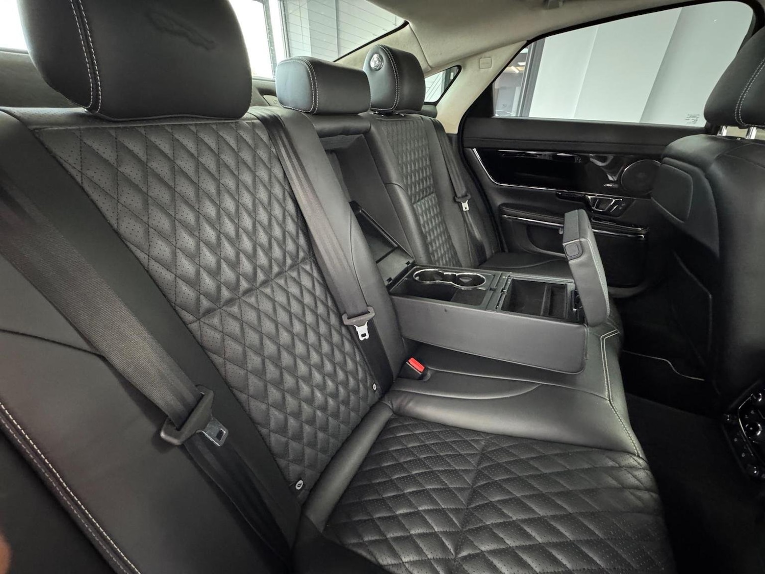 Used Jaguar XJ 2020 for sale - 76527387: Photo 42