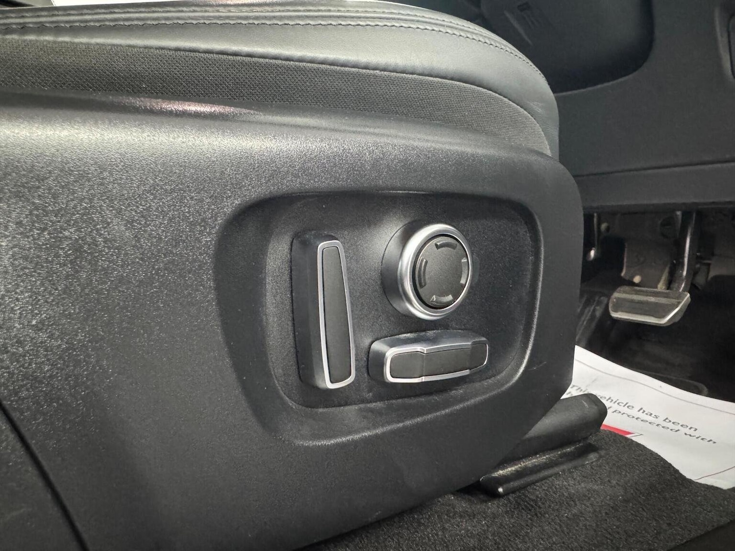 Used Land Rover Range Rover Evoque 2023 for sale - 75962663: Photo 32