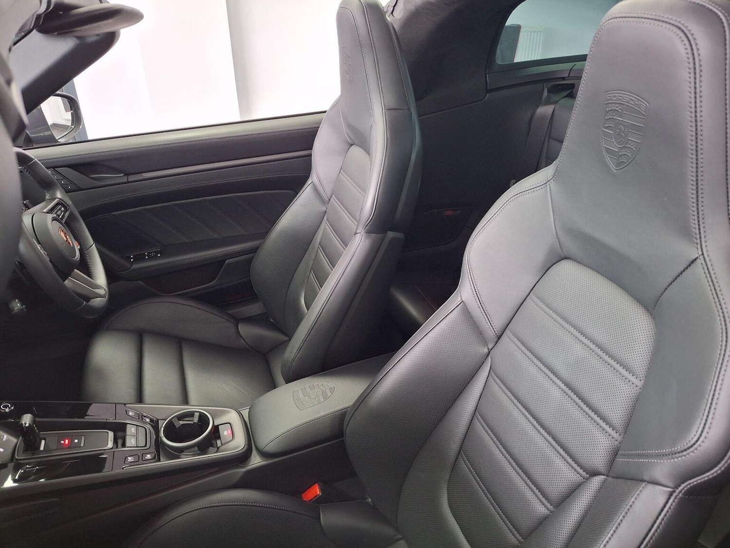 Used Porsche 911 2024 for sale - 77535949: Photo 18