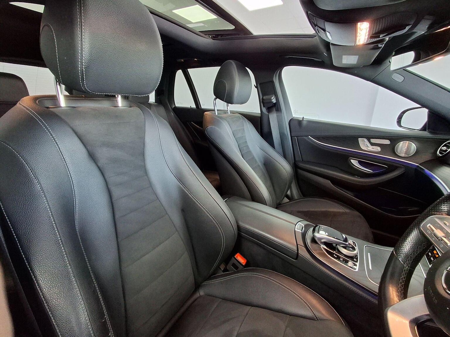 Used Mercedes-Benz E Class 2020 for sale - 76769862: Photo 49