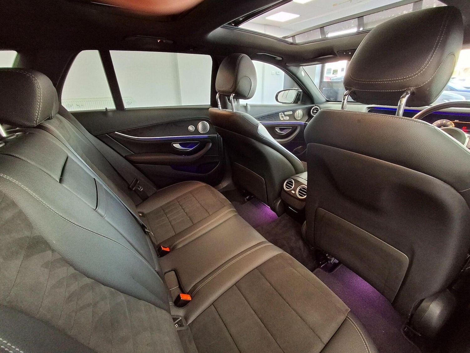 Used Mercedes-Benz E Class 2020 for sale - 76769862: Photo 50