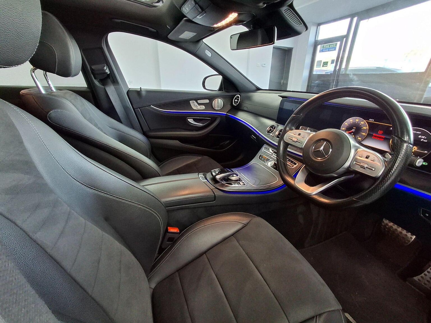 Used Mercedes-Benz E Class 2020 for sale - 76769862: Photo 6