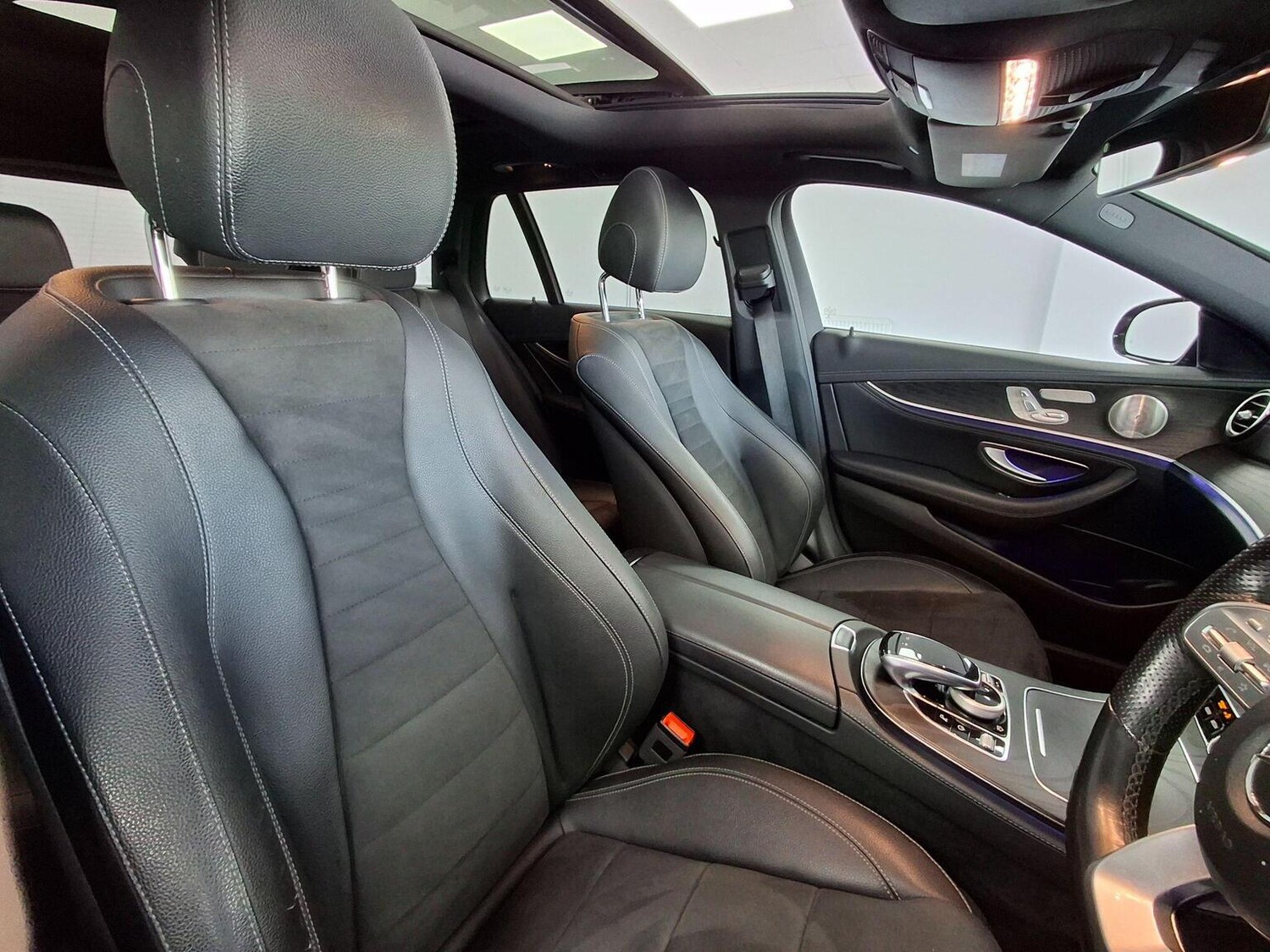 Used Mercedes-Benz E Class 2020 for sale - 76769862: Photo 60