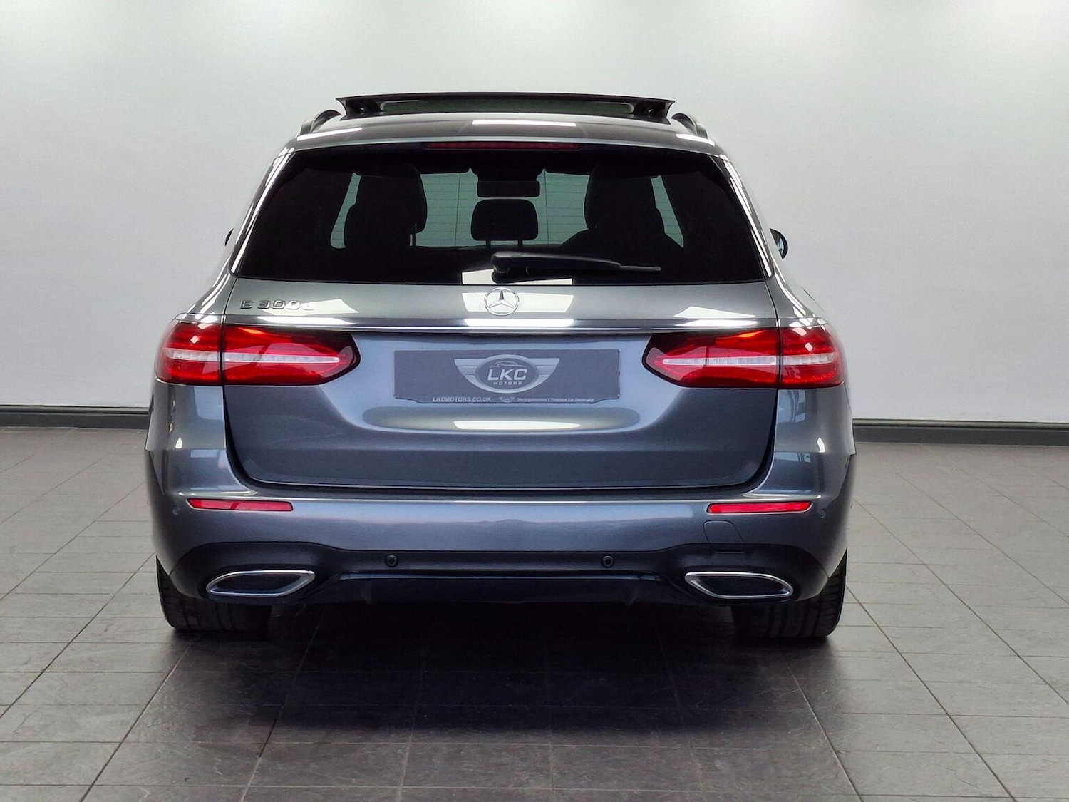 Used Mercedes-Benz E Class 2020 for sale - 76769862: Photo 62