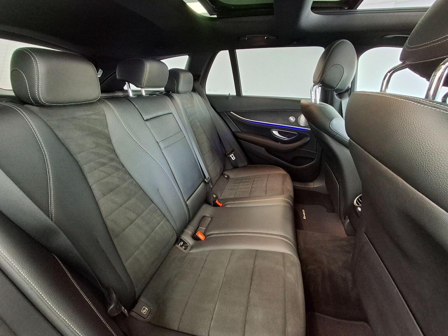 Used Mercedes-Benz E Class 2020 for sale - 76769862: Photo 7