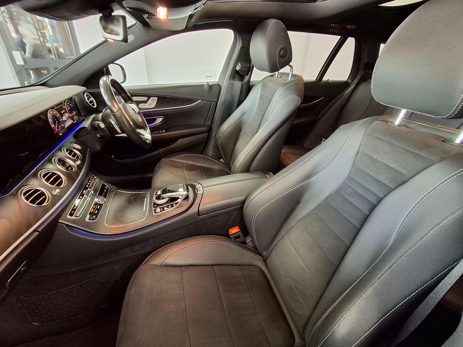 Used Mercedes-Benz E Class 2020 for sale - 76769862: Photo 71