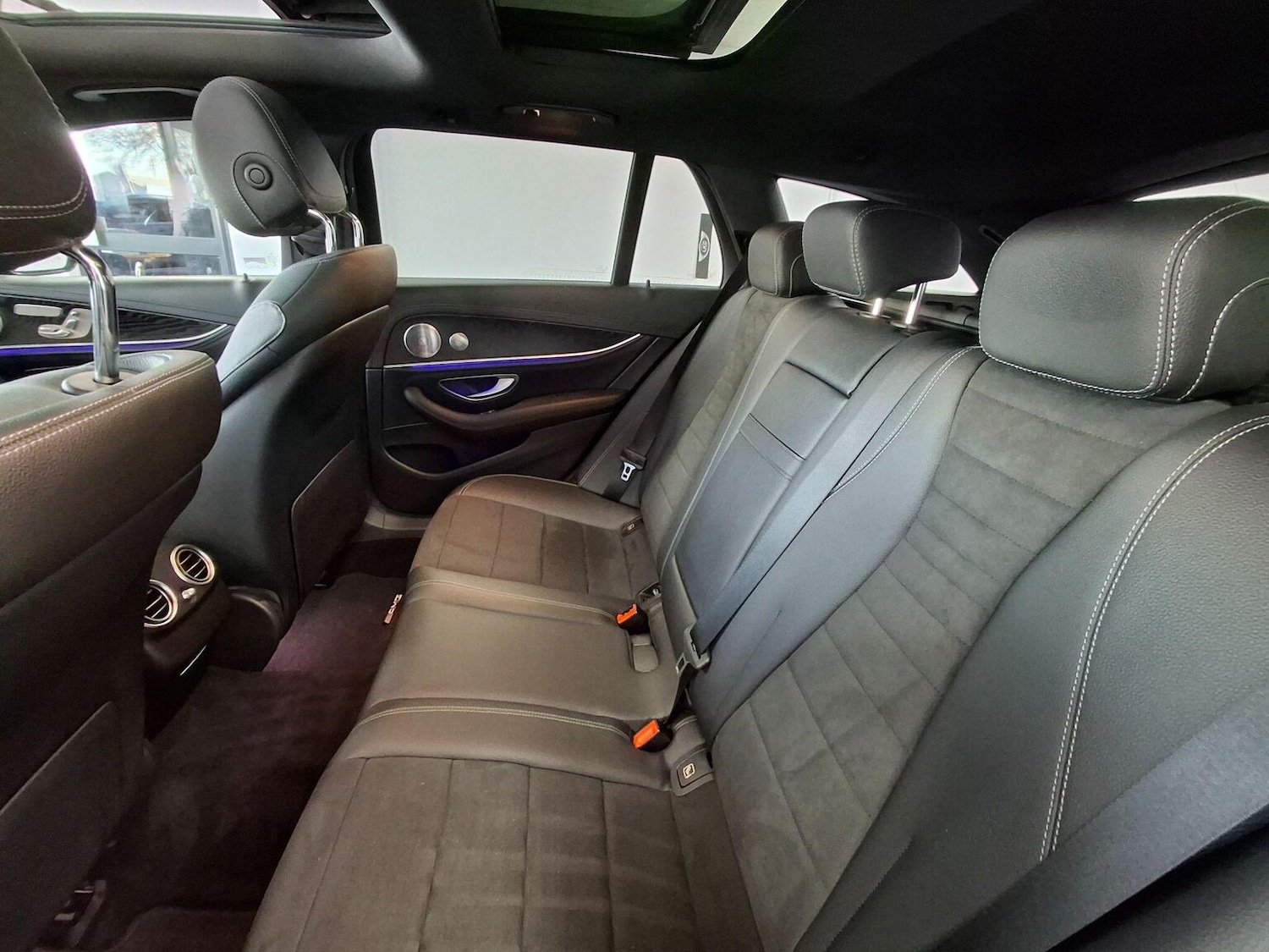 Used Mercedes-Benz E Class 2020 for sale - 76769862: Photo 72